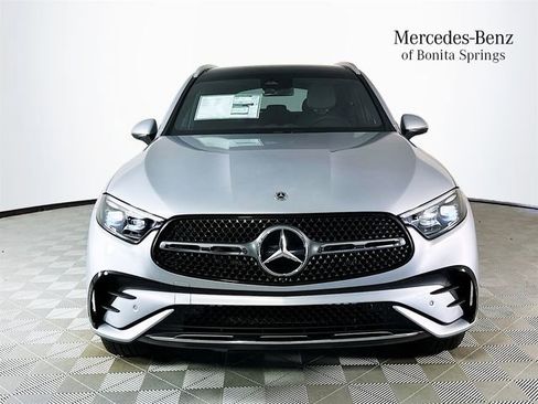 Used 2026 Mercedes-Benz GLC 300 image 2
