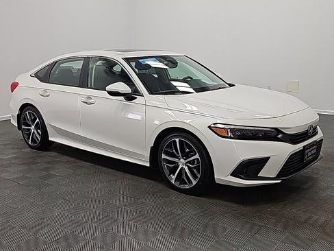 Used 2024 Honda Civic Touring image 1