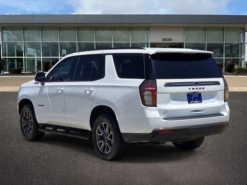 Used 2022 Chevrolet Tahoe Z71 w/ Luxury Package AWD/4WD image 6