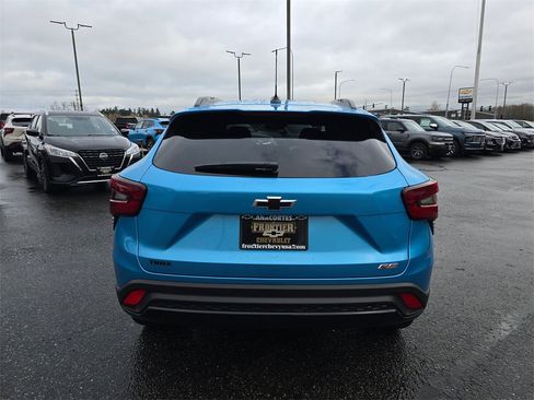 New 2026 Chevrolet Trax RS image 4