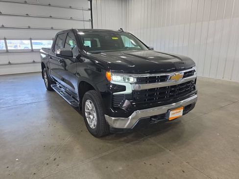 Used 2025 Chevrolet Silverado 1500 LT w/ Protection Package AWD/4WD image 2