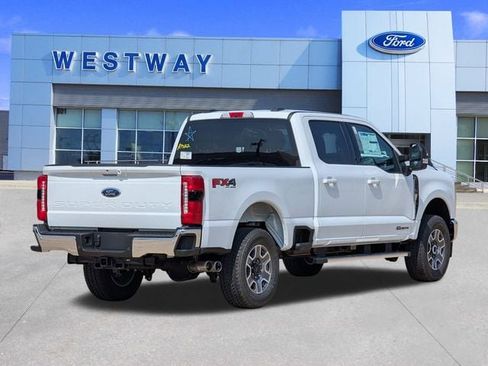 New 2026 Ford F250 Lariat w/ FX4 Off-Road Package AWD/4WD image 4