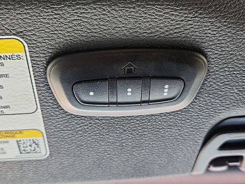 Used 2024 Jeep Wrangler Unlimited Sport AWD/4WD image 10