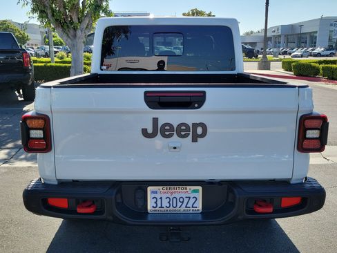 Certified 2020 Jeep Gladiator Rubicon AWD/4WD image 22