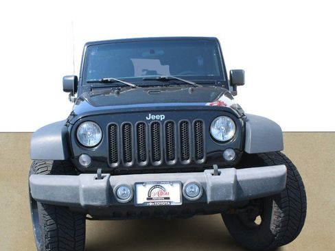 Used 2016 Jeep Wrangler Unlimited Sport AWD/4WD image 9
