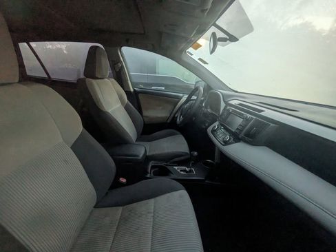 Used 2015 Toyota RAV4 XLE image 10