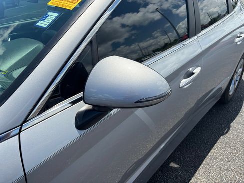 Used 2023 Hyundai Sonata SE FWD image 18
