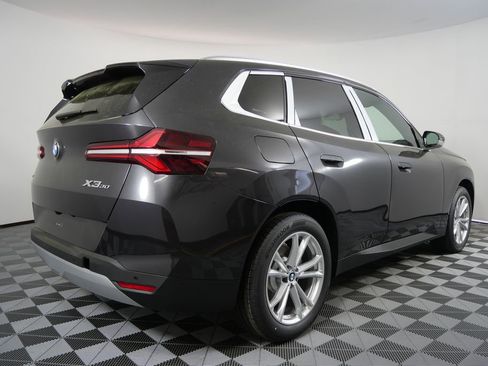 Used 2025 BMW X3 xDrive30i w/ Convenience Package AWD/4WD image 3
