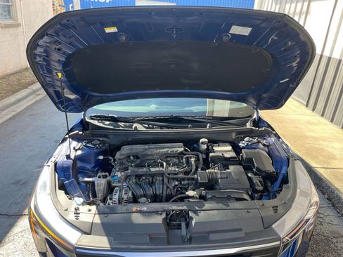 Used 2025 Kia K4 LXS image 31