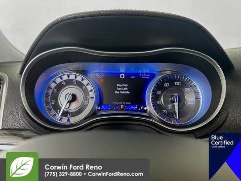 Used 2022 Chrysler 300 Touring L AWD/4WD image 15