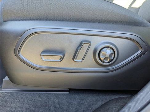 New 2025 Jeep Grand Cherokee Laredo X w/ Luxury Tech Group I image 11