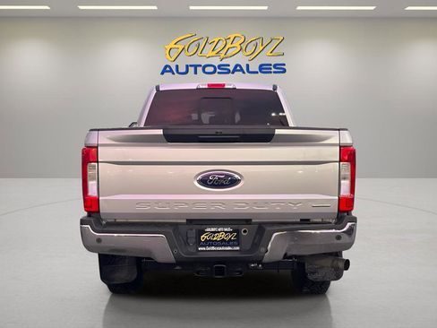 Used 2018 Ford F250 XLT w/ XLT Value Package image 5