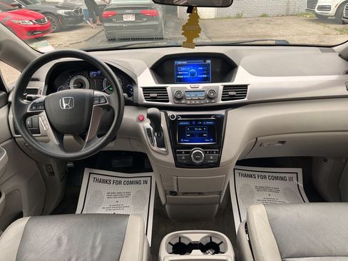 Used 2016 Honda Odyssey EX image 16