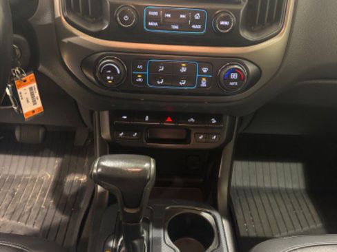 Used 2017 Chevrolet Colorado Z71 image 47