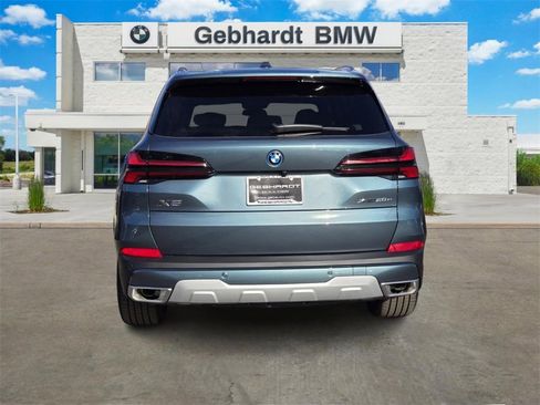 New 2026 BMW X5 xDrive50e w/ Premium Package image 6