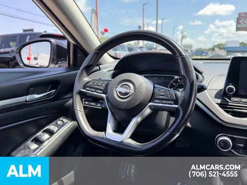 Used 2024 Nissan Altima 2.5 SR FWD image 20