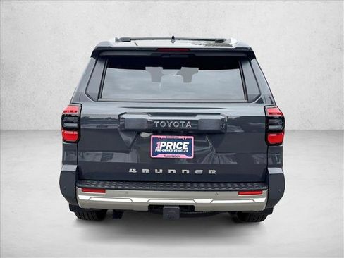 Certified 2025 Toyota 4Runner Limited w/ Tow Technology Package AWD/4WD image 6