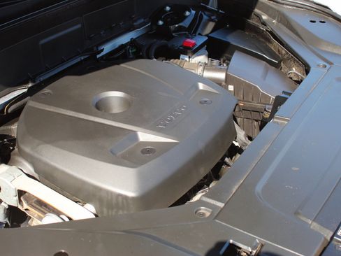 Used 2020 Volvo XC90 T6 Inscription w/ Protection Package Premier image 36