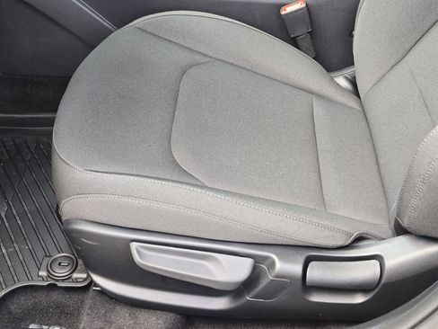 New 2026 Kia K4 FWD image 19