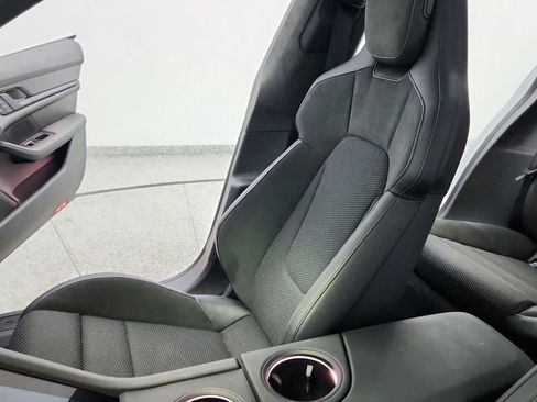 Used 2024 Porsche Taycan GTS image 23