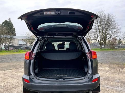 Used 2015 Toyota RAV4 Limited w/ Technology Package image 33