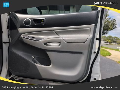 Used 2012 Toyota Tacoma 2WD Access Cab w/ SR5 Pkg image 18