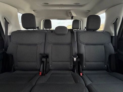 Used 2025 Ford Expedition Active RWD image 25