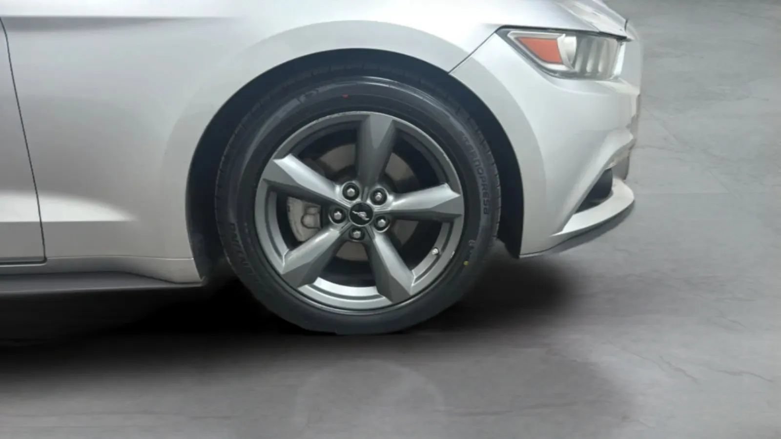 Used 2015 Ford Mustang Convertible w/ Equipment Group 051A RWD image 24