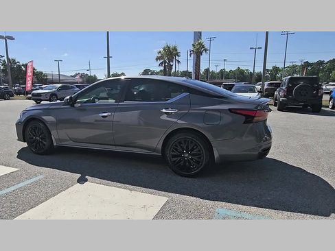 Used 2025 Nissan Altima 2.5 SV w/ SV Special Edition Package FWD image 28