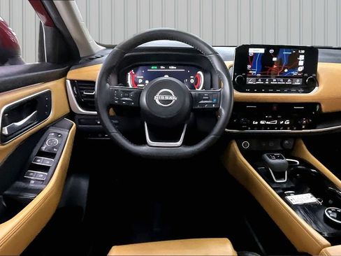 Used 2023 Nissan Rogue Platinum AWD/4WD image 8