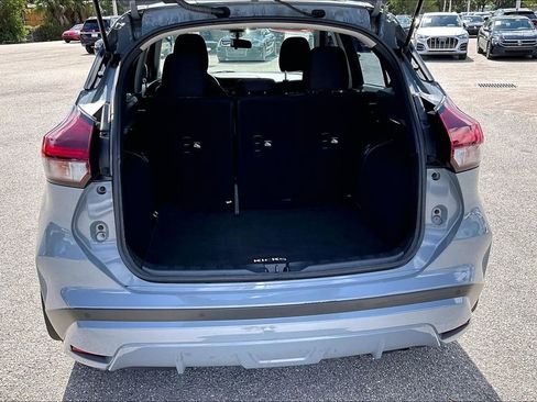 Used 2022 Nissan Kicks SV FWD image 15