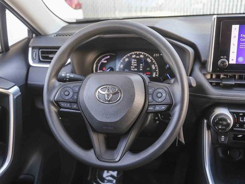 Used 2024 Toyota RAV4 LE image 12