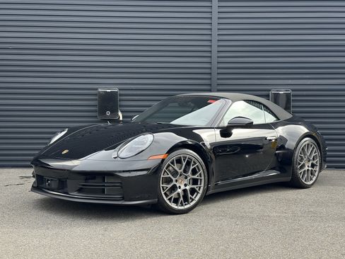 Certified 2025 Porsche 911 Carrera RWD image 1