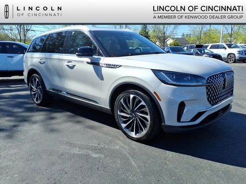 Used 2025 Lincoln Aviator Reserve w/ Equipment Group 201A AWD/4WD image 1