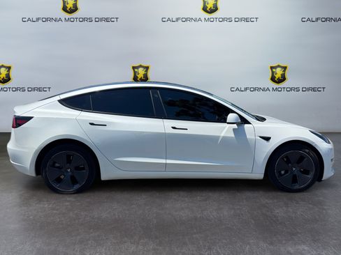 Used 2023 Tesla Model 3 Standard Range RWD image 6