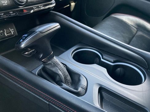 Used 2024 Dodge Durango GT image 27