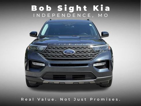 Used 2022 Ford Explorer XLT w/ Equipment Group 202A RWD image 27