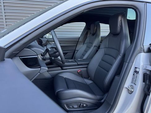 New 2026 Porsche Taycan image 5