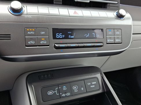 New 2026 Hyundai Kona SEL Premium image 11