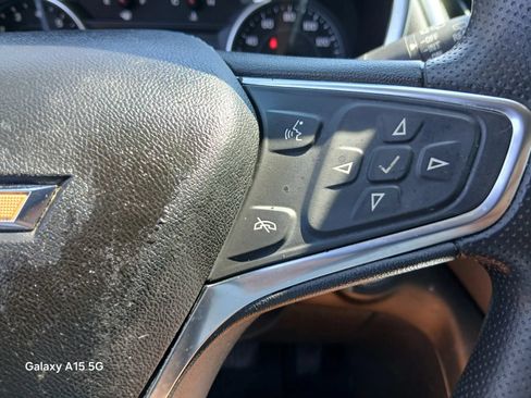 Used 2021 Chevrolet Equinox LT FWD image 55