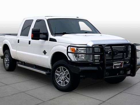 Used 2016 Ford F250 Platinum AWD/4WD image 3