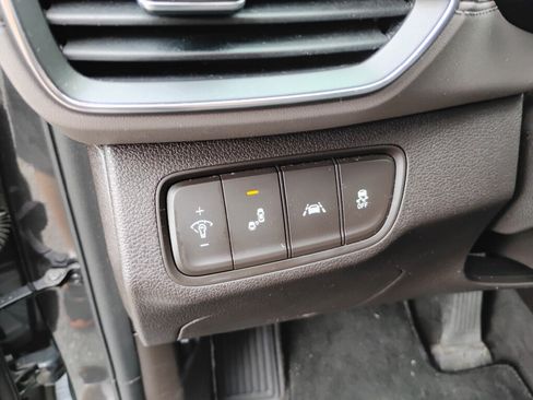 Used 2020 Hyundai Santa Fe SEL FWD image 15