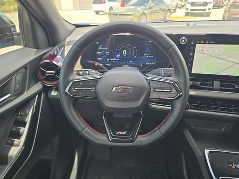 Used 2025 Chevrolet Equinox RS w/ Safety and Technology Package AWD/4WD image 10