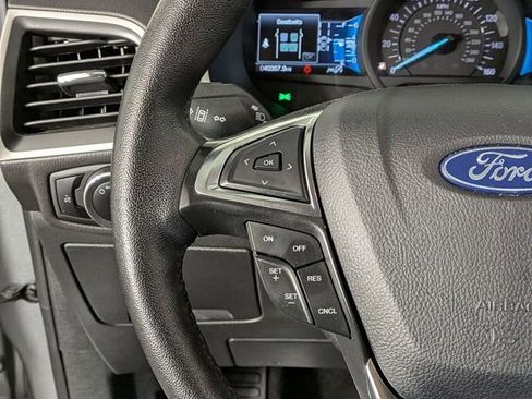 Used 2024 Ford Edge SEL image 18