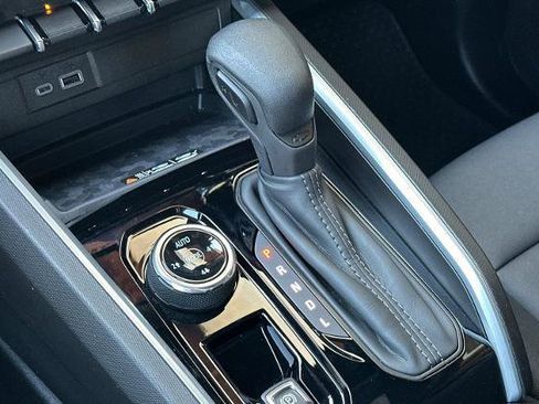 Used 2026 Chevrolet Colorado Trail Boss image 28