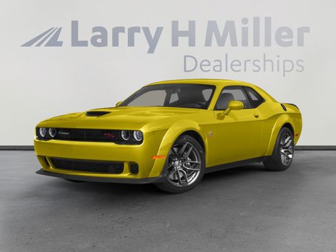 Used 2020 Dodge Challenger R/T Scat Pack RWD image 1