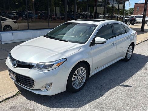 Used 2014 Toyota Avalon XLE Touring FWD image 1
