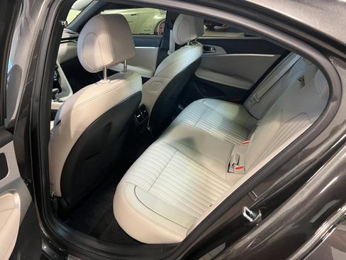 Used 2023 Genesis G70 2.0T w/ Sport Prestige Package image 30