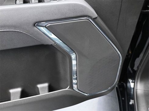 Used 2025 GMC Sierra 1500 Elevation image 11