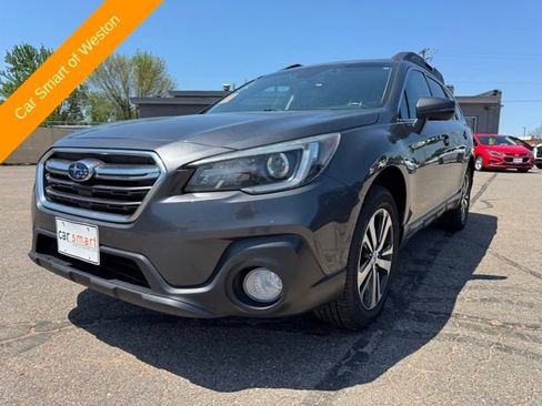 Used 2019 Subaru Outback 2.5i Limited AWD/4WD image 3